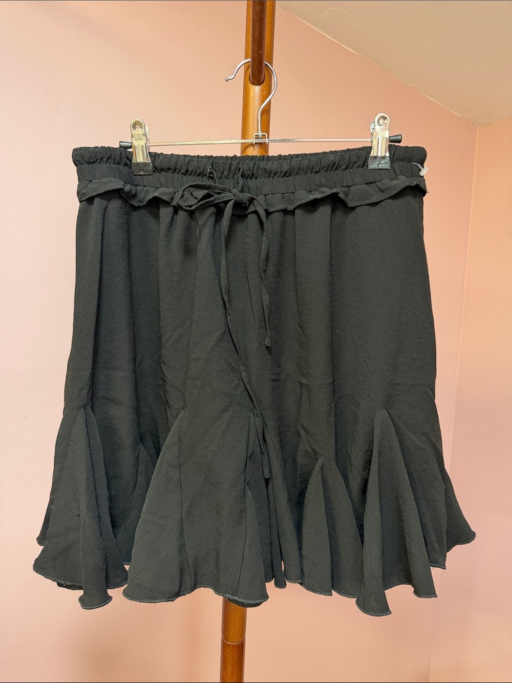 JODIFL Black Ruffle Drawstring Mini Skirt